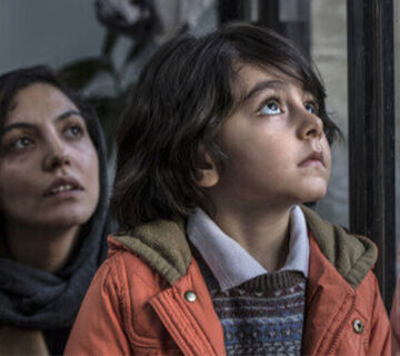 بالای آسمان زیر آب