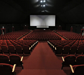 تعطیلی سینماهای کشور در روز پنجشنبه