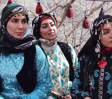 بازیگران فصل 4 نون خ